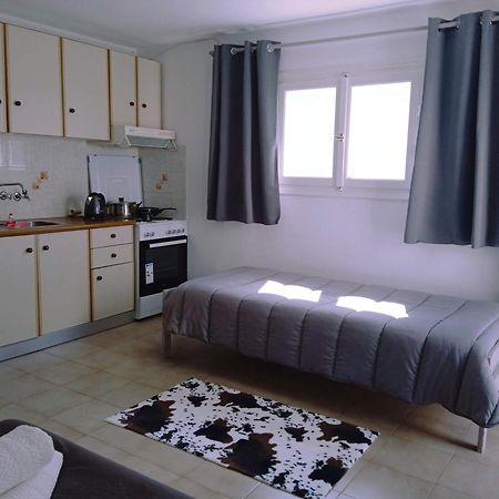 Andros Lighthouse Apartments Mesaria  Ngoại thất bức ảnh